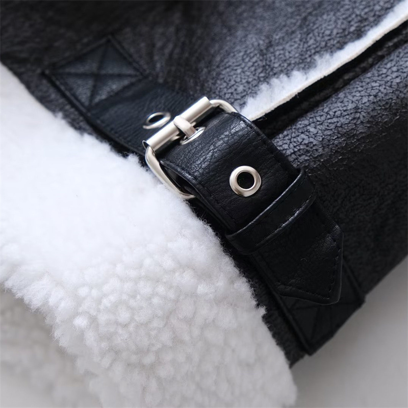 Black cardigan with fur for women