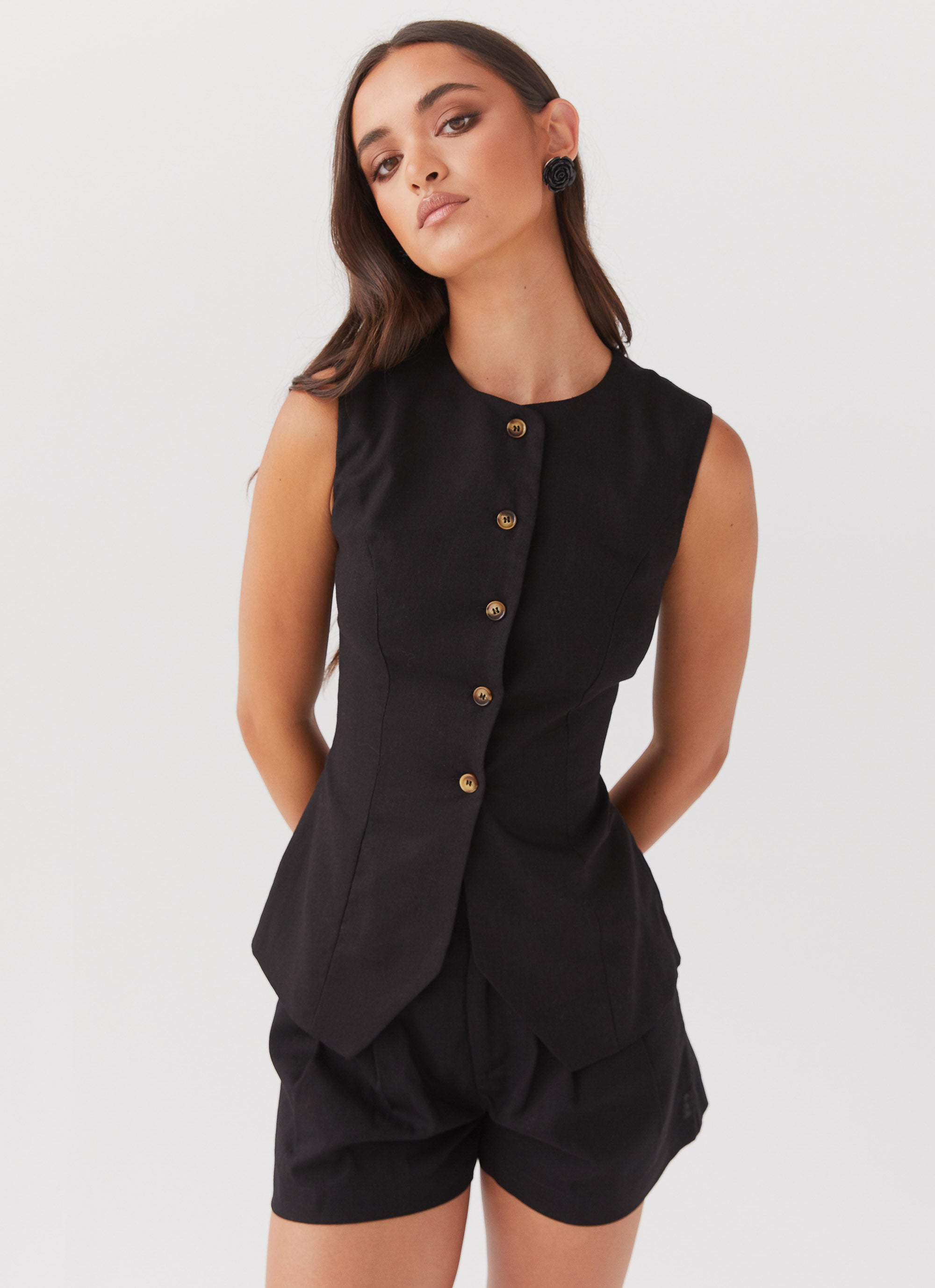 Elegant Linen Vest and Shorts