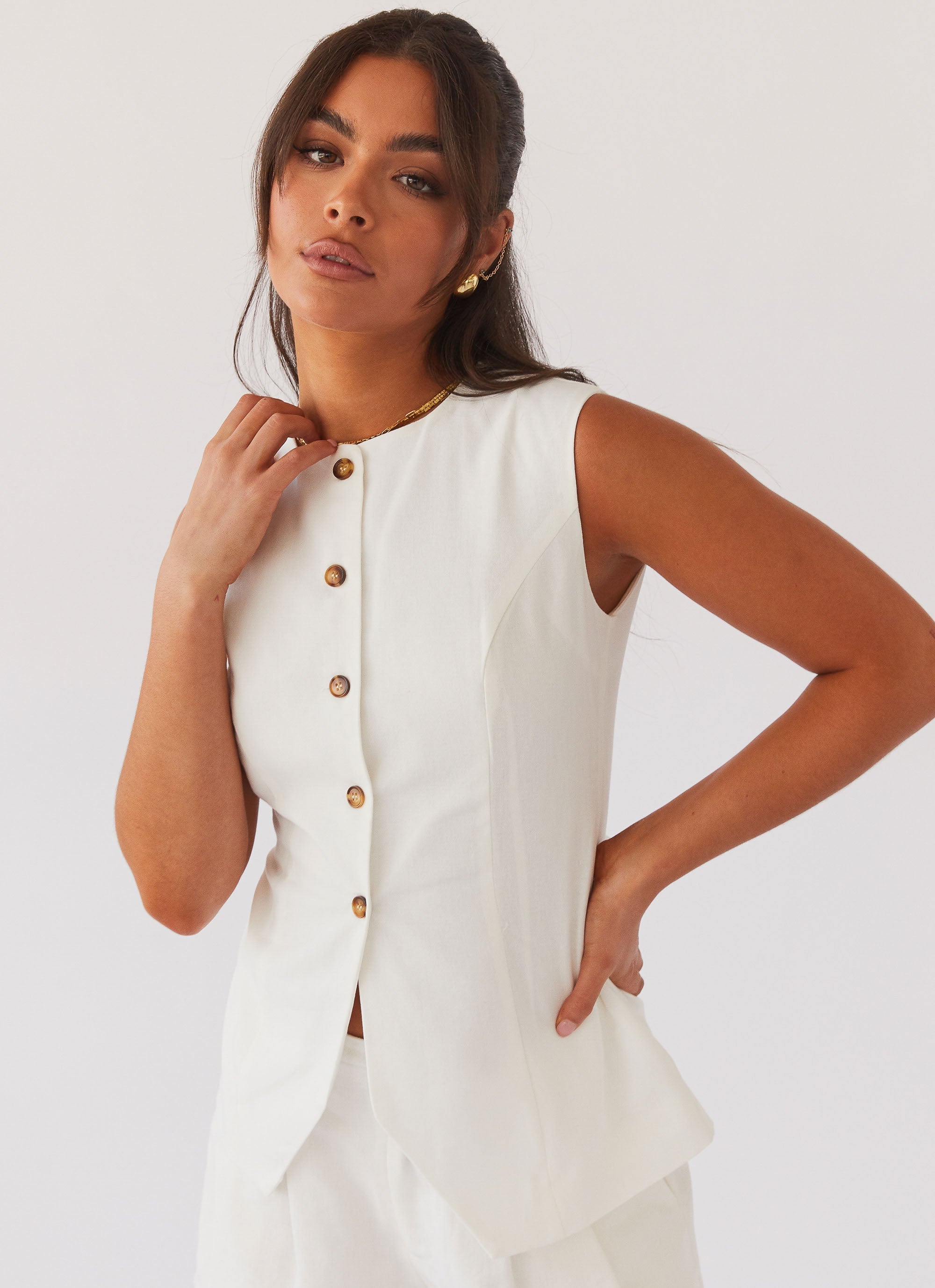 Elegant Linen Vest and Shorts