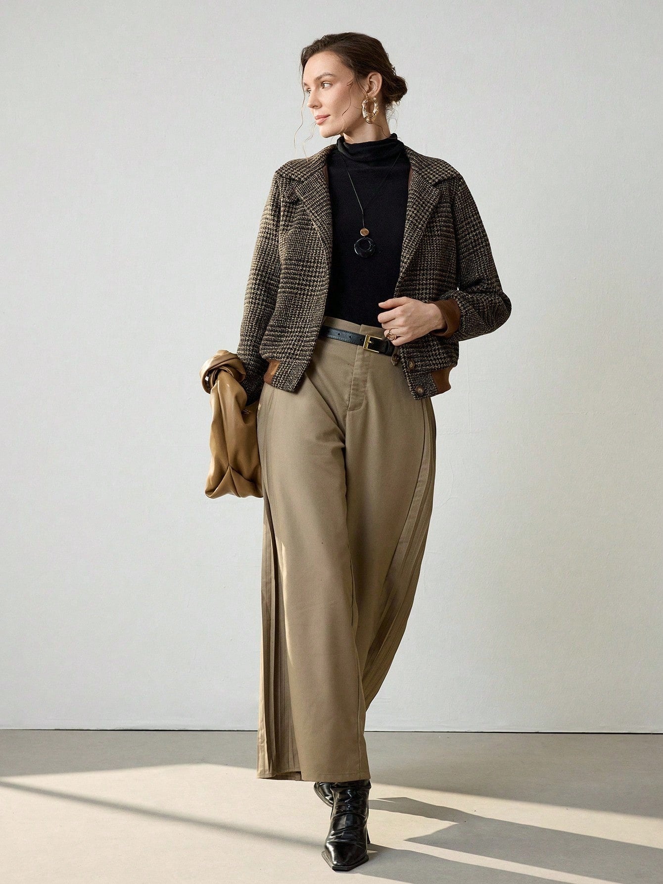 Elegant Woven Lapel Slim Jacket