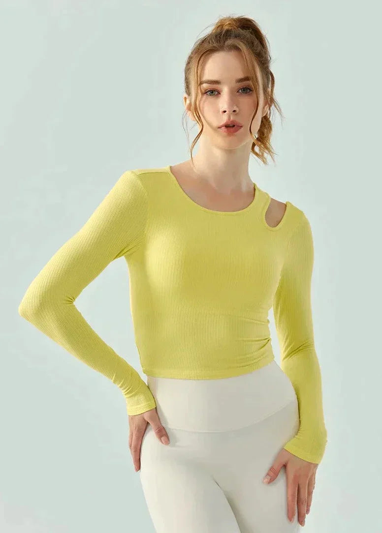 Long sleeve sports shirt for women