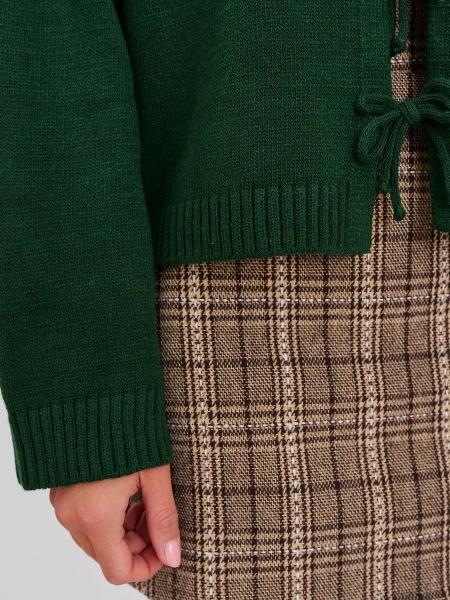 Loose Cardigan With Ribbon Buttons