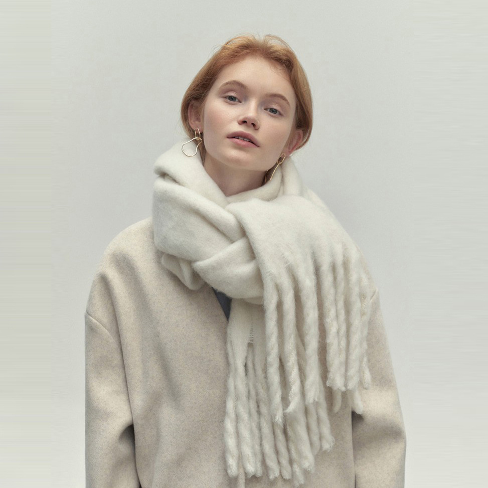 Scarf with tassel