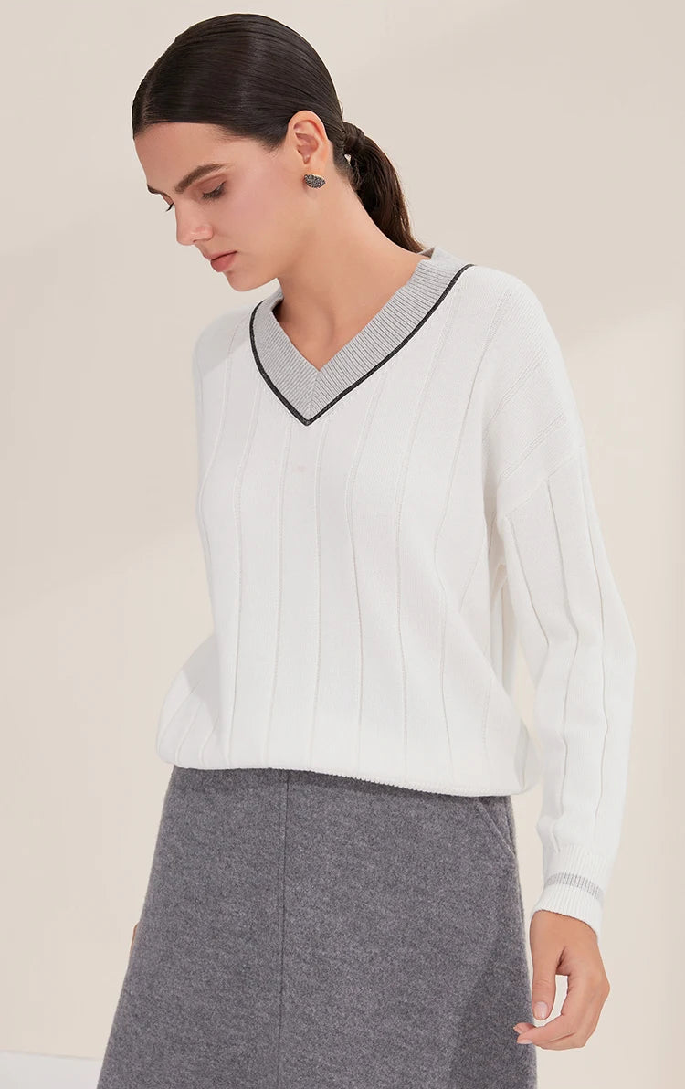 Two Color V-Neck Knitted Sweater