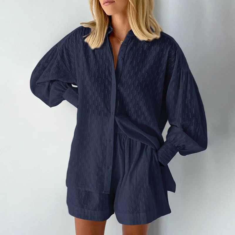 Duo with pattern: a matching set in tandem