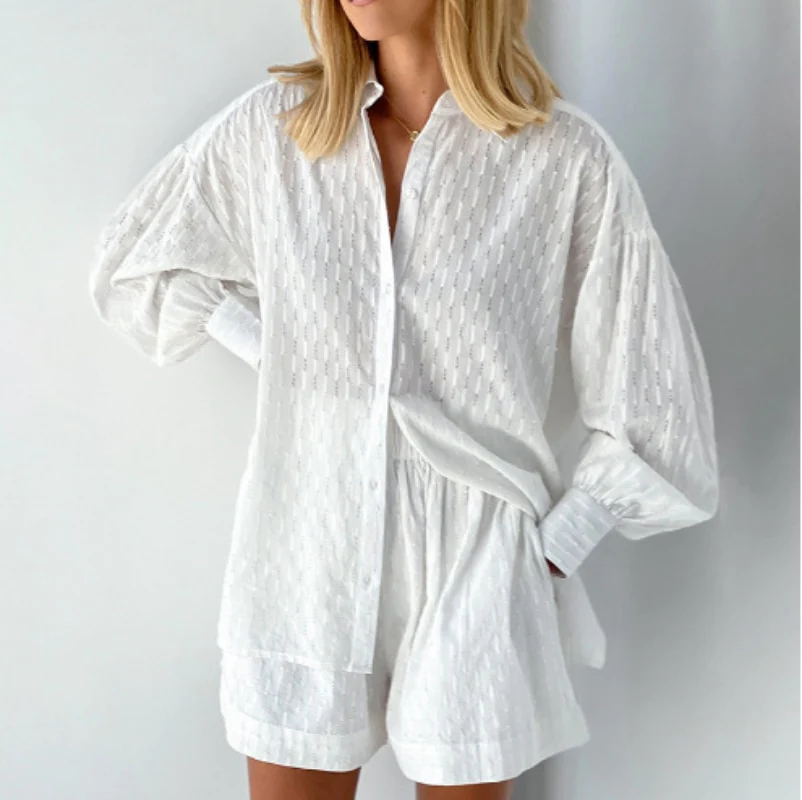 Duo with pattern: a matching set in tandem