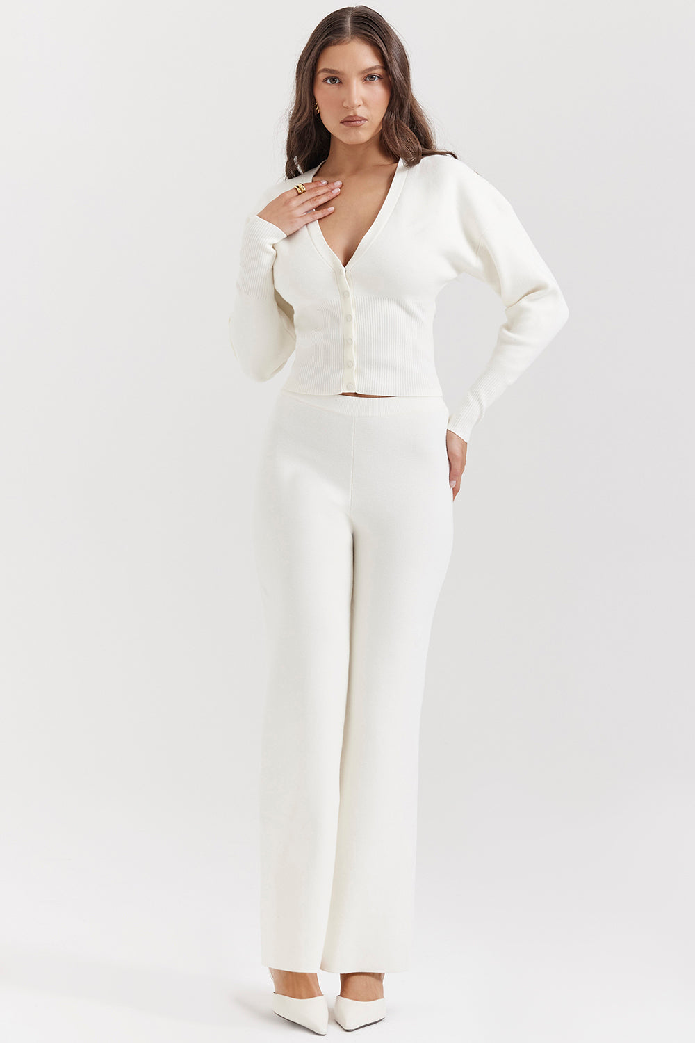 White knitted cardigan with pants